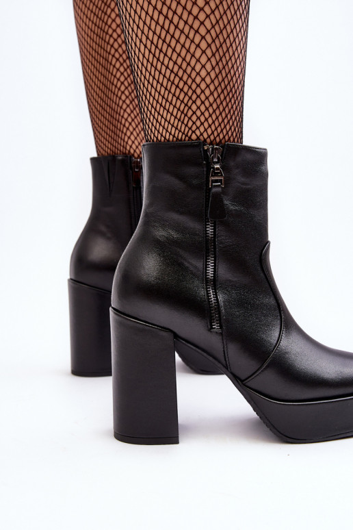 Damenstiefel aus Ermöglichtturleder mit Absätzen und Plattformi Laura Messi 2690 schZuarze Farbe Damenstiefel aus Ermöglichtturleder mit Absätzen und Plattformi Laura Messi 2690 schZuarze Farbe