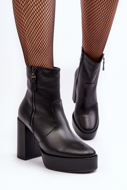 Damenstiefel aus Ermöglichtturleder mit Absätzen und Plattformi Laura Messi 2690 schZuarze Farbe Damenstiefel aus Ermöglichtturleder mit Absätzen und Plattformi Laura Messi 2690 schZuarze Farbe