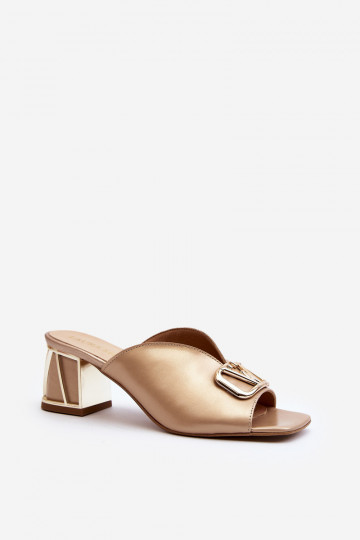 Eleganter Stil Damenhausschuhe mit Absätzen Laura Messi 2771 goldene Farbe