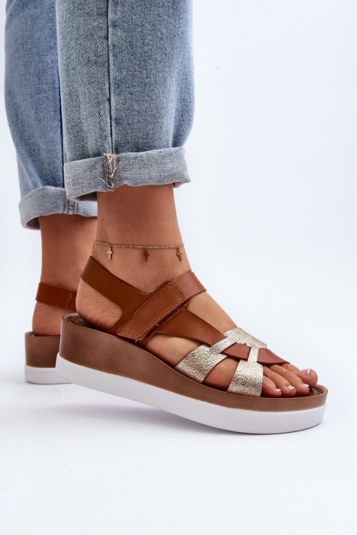 Zazoo 40397 Feminin Damensandalen mit einer Plattform braune Farbe Zazoo 40397 Feminin Damensandalen mit einer Plattform braune Farbe