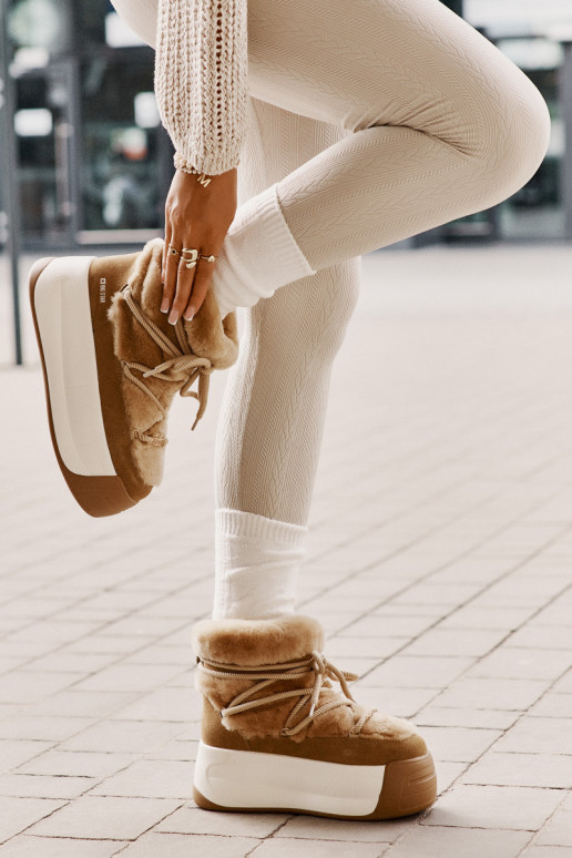 Haut Schneestiefel Feminin Auf dicker Sohle mit Pelzmantel Big Star OO274A207 braune Farbe