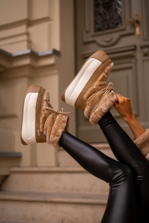 Haut Schneestiefel Feminin Auf dicker Sohle mit Pelzmantel Big Star OO274A207 braune Farbe