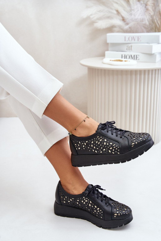 Zazoo 2973 Haut Schuhe mit einer Plattform mit durchbrochenen Elementen schZuarze Farbe Zazoo 2973 Haut Schuhe mit einer Plattform mit durchbrochenen Elementen schZuarze Farbe