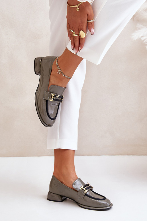 mit Lackeffekt Schuhe Feminin Klocke mit Ornamenten Artiker 55C0412 graue Farbe