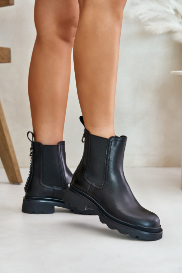 Stylische warme Lederstiefeletten mit dekorativer Kette D&A JC42-86 schwarze Farbe 2