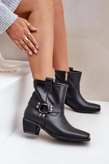 Ankle Boots aus natürlichem Leder mit Absätzen, in Schwarz