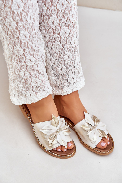 Hausschuhe mit Ornamenten Ermöglichtturleder Zazoo 3667 goldene Farbe Przecierany