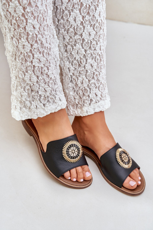 Lederhausschuhe mit Ornamenten mit breiten Absätzen Zazoo 3047/O schZuarze Farbe