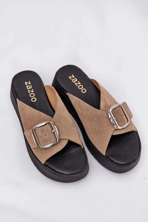 INildleder-Hausschuhe für Damen mit Schnallen mit einer Plattform Zazoo 3019 Beige