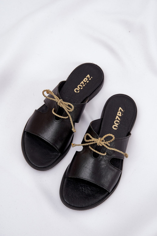 Lederhausschuhe Feminin mit breiten Absätzen Zazoo 3022 schZuarze Farbe