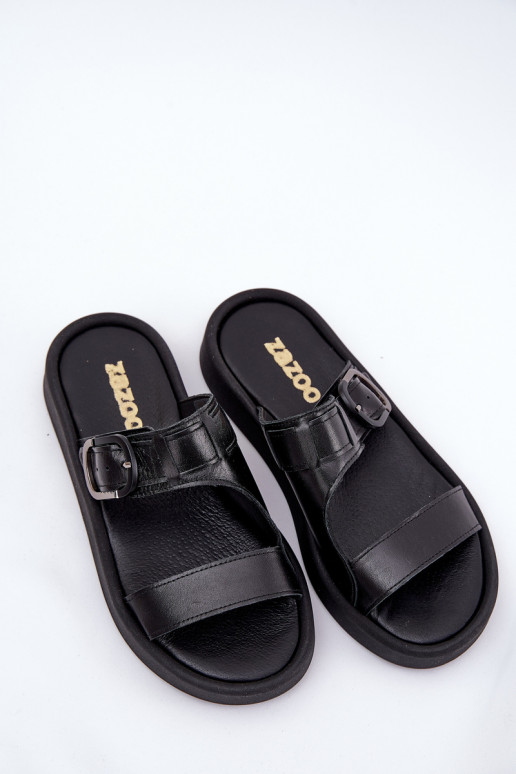 Lederhausschuhe Feminin mit einer Plattform Zazoo 3024 schZuarze Farbe