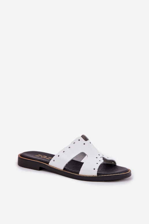 Zazoo 40326 mit Lackeffekt Feminin Hausschuhe Mit dekorativen Ausschnitten Zueiße Farbe Zazoo 40326 mit Lackeffekt Feminin Hausschuhe Mit dekorativen Ausschnitten Zueiße Farbe