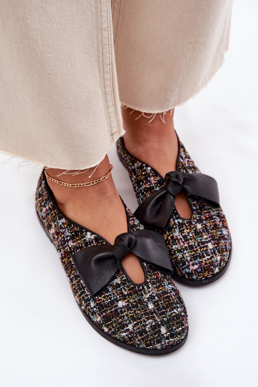 Ballerinas mit Bändern Laura Messi 2921 schZuarze Farbe