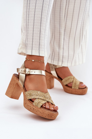Damensandalen mit Absatz Mit Zopf Zu Paskach Zazoo 40460 goldene Farbe
