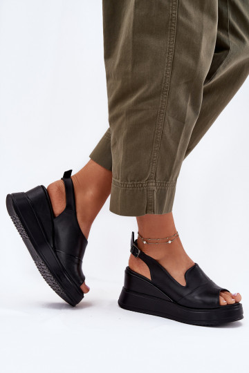 Haut Feminin Plateausandalen Artiker 52C0484 schZuarze Farbe