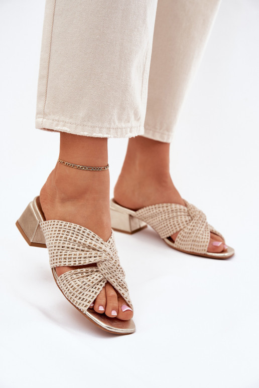 Damenhausschuhe Klocke Es mussciejka 06955-25 Beige-goldene Farbe Damenhausschuhe Klocke Es mussciejka 06955-25 Beige-goldene Farbe