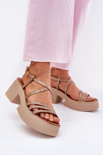 Damen goldfarbene Sandaletten Tai turiciejka 06990-25 2