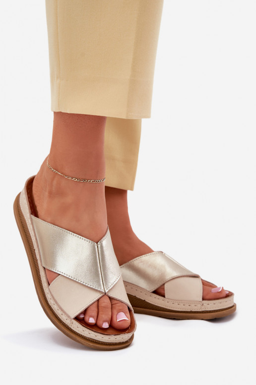 Lederhausschuhe Feminin mit einer Plattform Es mussciejka L4986-37 Beige-goldene Farbe Lederhausschuhe Feminin mit einer Plattform Es mussciejka L4986-37 Beige-goldene Farbe