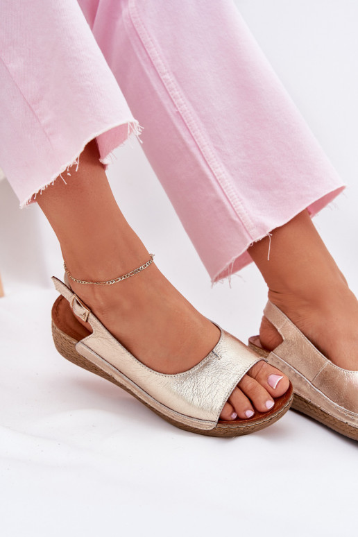 Damensandalen Feminin Auf einem Keil Es mussciejka L7069 -25 goldene Farbe Damensandalen Feminin Auf einem Keil Es mussciejka L7069 -25 goldene Farbe