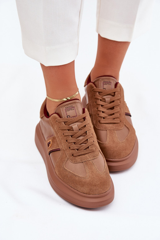 Haut Feminin Sneakers Stilvollllschuhe mit einer Plattform Daniel Lopez Just Dare SS2D4005 braune Farbe Haut Feminin Sneakers Stilvollllschuhe mit einer Plattform Daniel Lopez Just Dare SS2D4005 braune Farbe