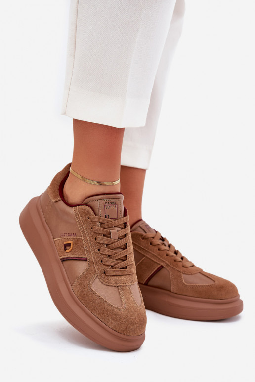 Haut Feminin Sneakers Stilvollllschuhe mit einer Plattform Daniel Lopez Just Dare SS2D4005 braune Farbe Haut Feminin Sneakers Stilvollllschuhe mit einer Plattform Daniel Lopez Just Dare SS2D4005 braune Farbe