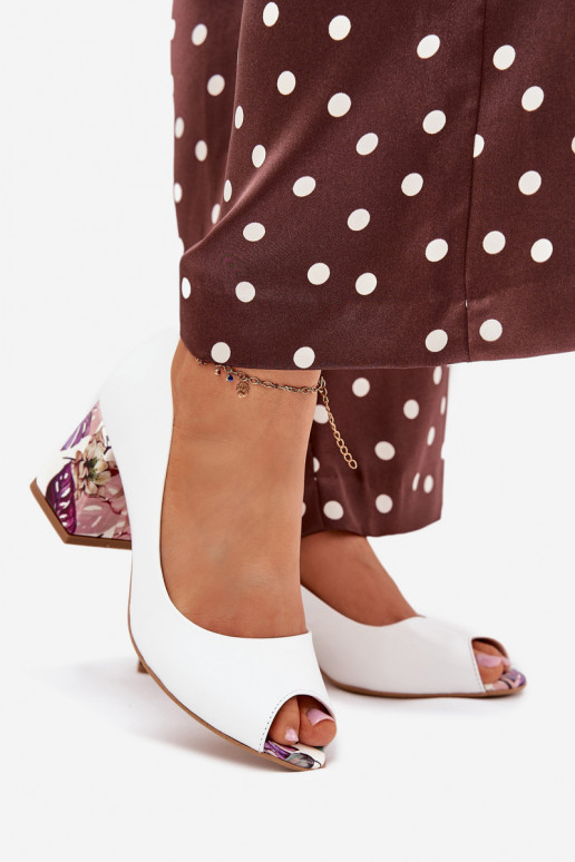 Haut Schuhe mit verzierten Absätzen LeZuski Shoes 2608/K Zueiße Farbe