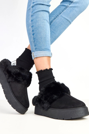 Schwarze kurze, von Pelz beheizte Schneestiefel mit Gummi Eija 2