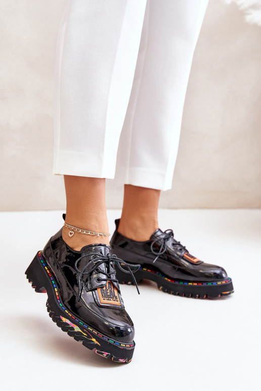 mit Lackeffekt Schuhe Feminin mit Schnürsenkeln Artiker 55C0499 schZuarze Farbe