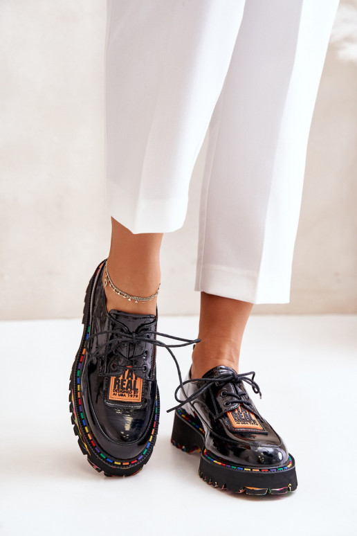 mit Lackeffekt Schuhe Feminin mit Schnürsenkeln Artiker 55C0499 schZuarze Farbe