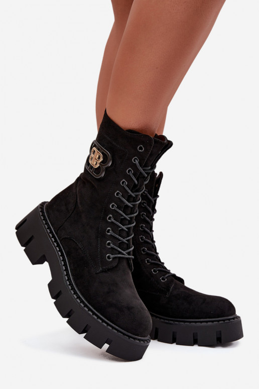 Warm gefütterte Damenstiefeletten und Noker mit Ornamenten in schwarz Melisse