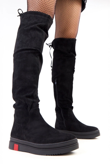 Schwarze Schuhe mit... 2