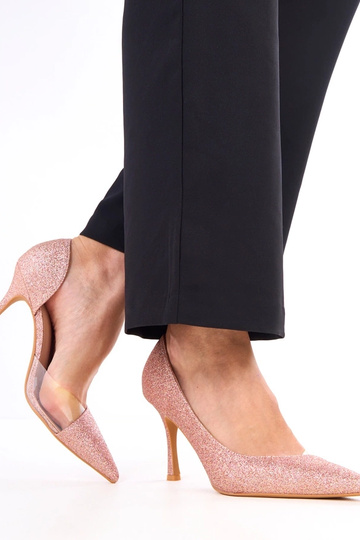 Champagnerfarbene glänzende...