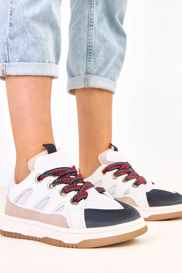 Schwarze Sneakers mit breiten Schnürsenkeln Neolis