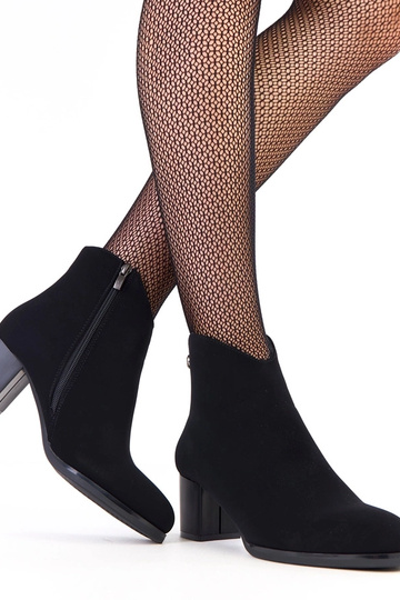 Schwarze Stiefeletten mit...