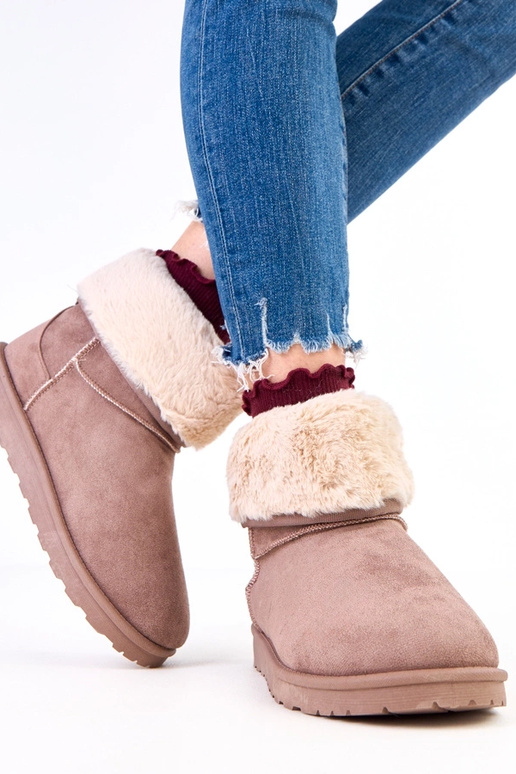 Braune Schneestiefel mit Fell auf...