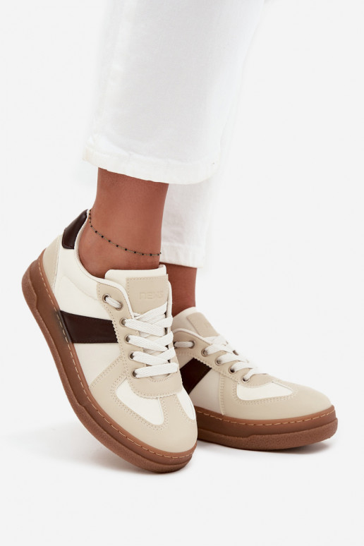 Sneakers Stilvollllschuhe Feminin mit einer Plattform Beige Galivina