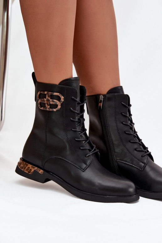 Haut Damenstiefel mit breiten Absätzen mit Ornamenten sich Zuarm laufen Artiker 57C1064 schZuarze Farbe