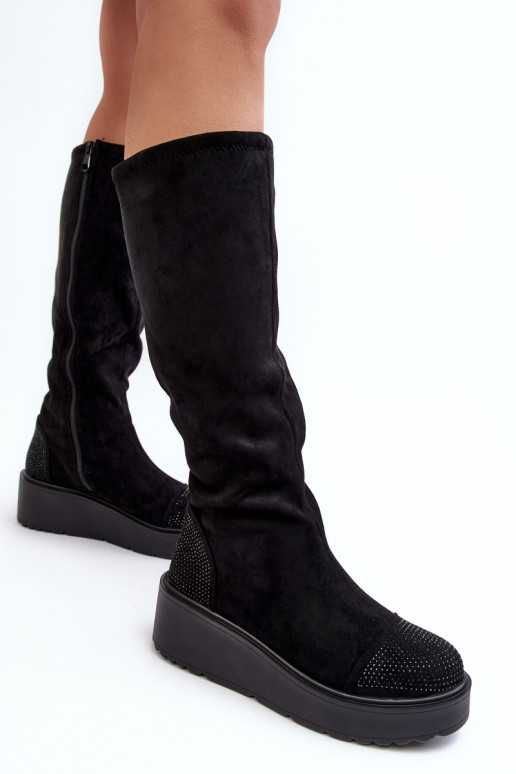 Damenstiefel aus INildleder mit einer Plattform S.Barski HY53-8 schZuarze Farbe Damenstiefel aus INildleder mit einer Plattform S.Barski HY53-8 schZuarze Farbe