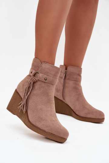 sich Zuarm laufen Damenstiefel Auf einem Keil mit Fransen Beige Olivarae 2