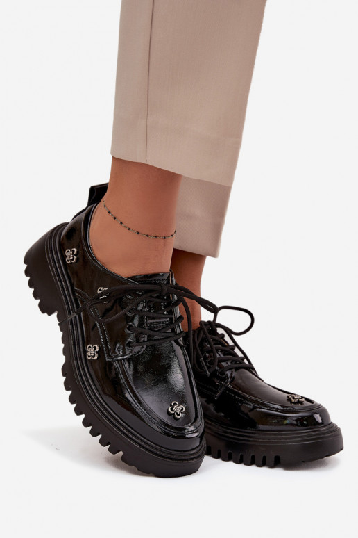 mit Lackeffekt Haut Schuhe FemininPrzypinkami Artiker 57C0333 schZuarze Farbe