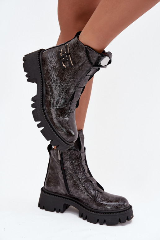 Haut mit Lackeffekt Damenstiefel mit Ornamenten sich Zuarm laufen Artiker 57C2081 graue Farbe