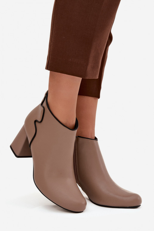 Haut Stiefel sich Zuarm laufen mit Absätzen Beige Ivessara