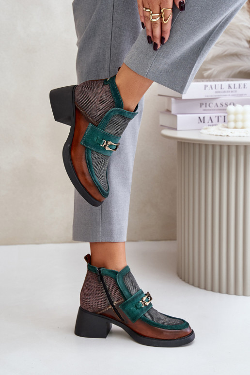 Haut Damenstiefel Auf massiven Absätzen mit Ornamenten Es mussciejka A6747-29 braun-grüne Farbe Haut Damenstiefel Auf massiven Absätzen mit Ornamenten Es mussciejka A6747-29 braun-grüne Farbe
