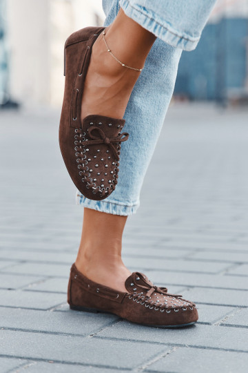 Dekorierte Damenmokassins aus Eco-Suede in Braun "Prissine"