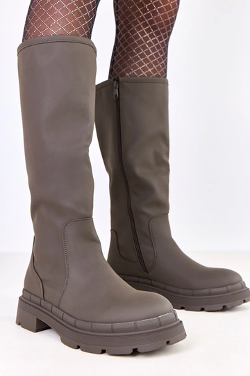 Grüne matte Damenstiefel aus Kunstleder Delita 2
