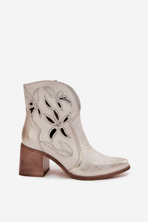 Damenstiefel mit durchbrochenen ElementenErmöglichtturalnej Skóry mit Absätzen Zazoo 3690 goldene Farbe Przecierany Damenstiefel mit durchbrochenen ElementenErmöglichtturalnej Skóry mit Absätzen Zazoo 3690 goldene Farbe Przecierany