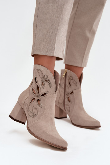 Durchbrochenes INildleder Damenstiefel Zazoo 3647 Cappuccino-Farbe