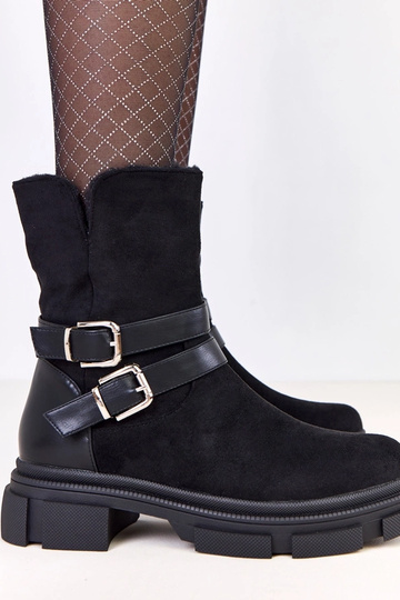 Czarne botki ocieplane...