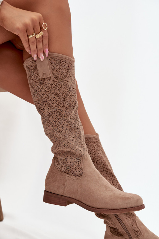 Damenstiefel mit durchbrochenen Elementen mit breiten Absätzen S.Barski HY52-534 Beige Damenstiefel mit durchbrochenen Elementen mit breiten Absätzen S.Barski HY52-534 Beige