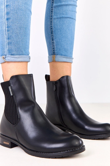 Schwarze Stiefeletten auf flacher Sohle mit elastischem Einsatz, Gres